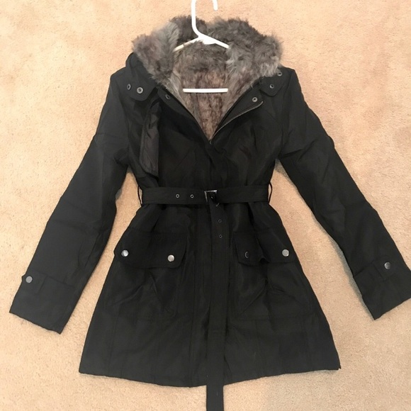 Black coat with Faux Fur Lining - Picture 5 of 5